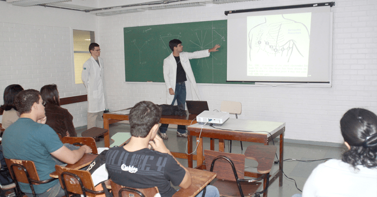 escolas medicas