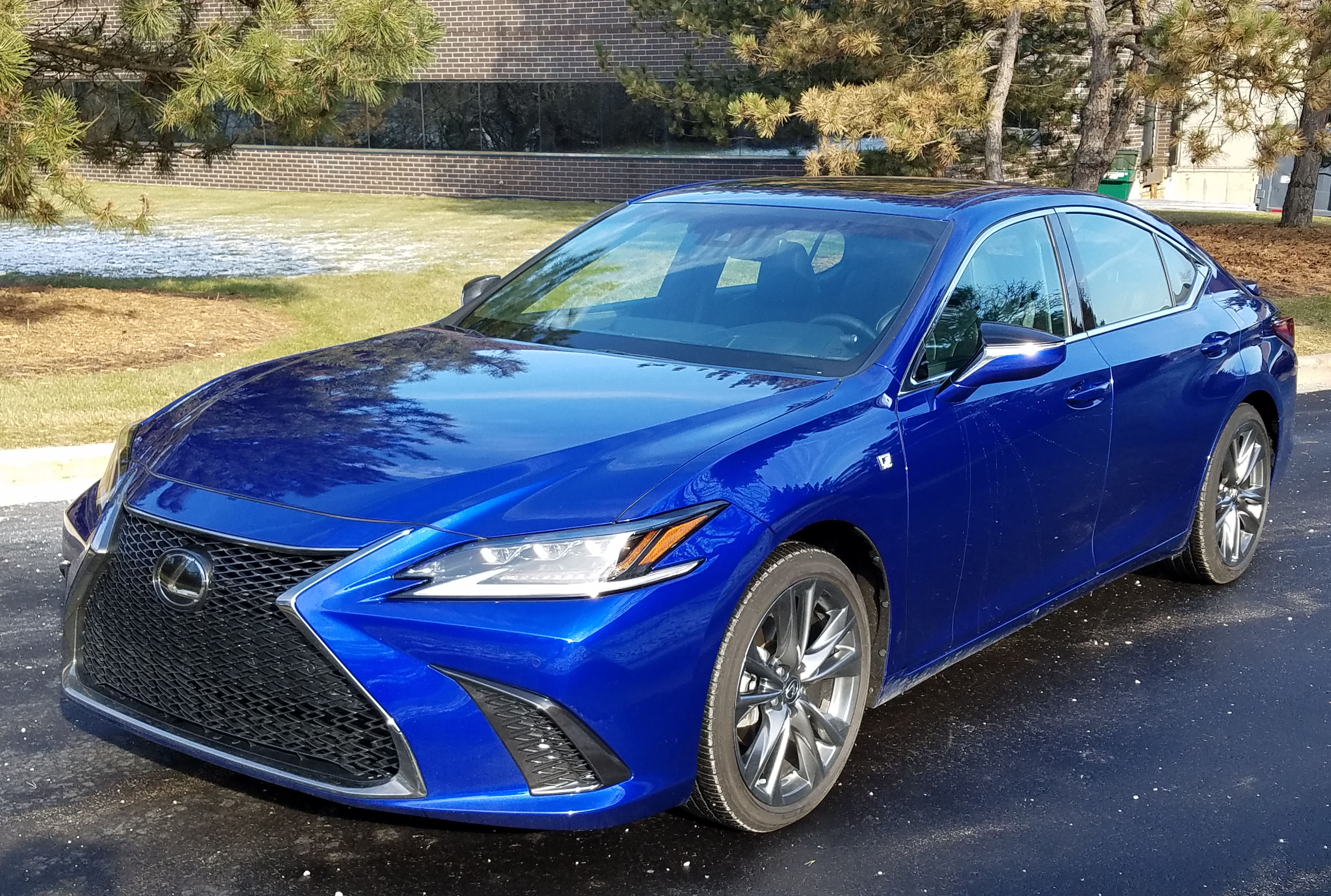 2019 Lexus ES 350 F Sport – Savage On Wheels