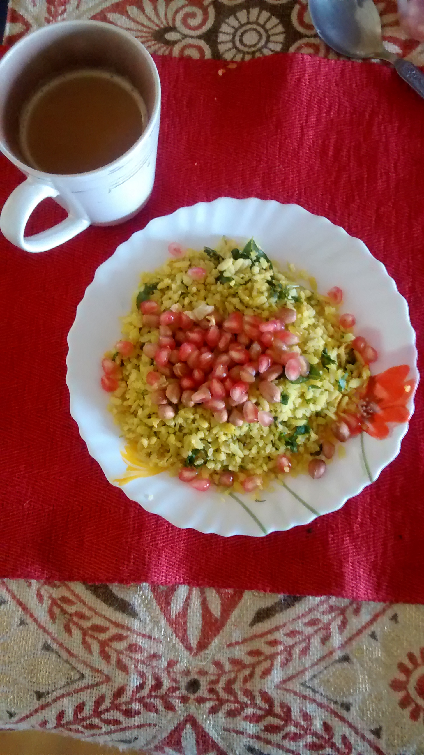 breakfast : poha and chai