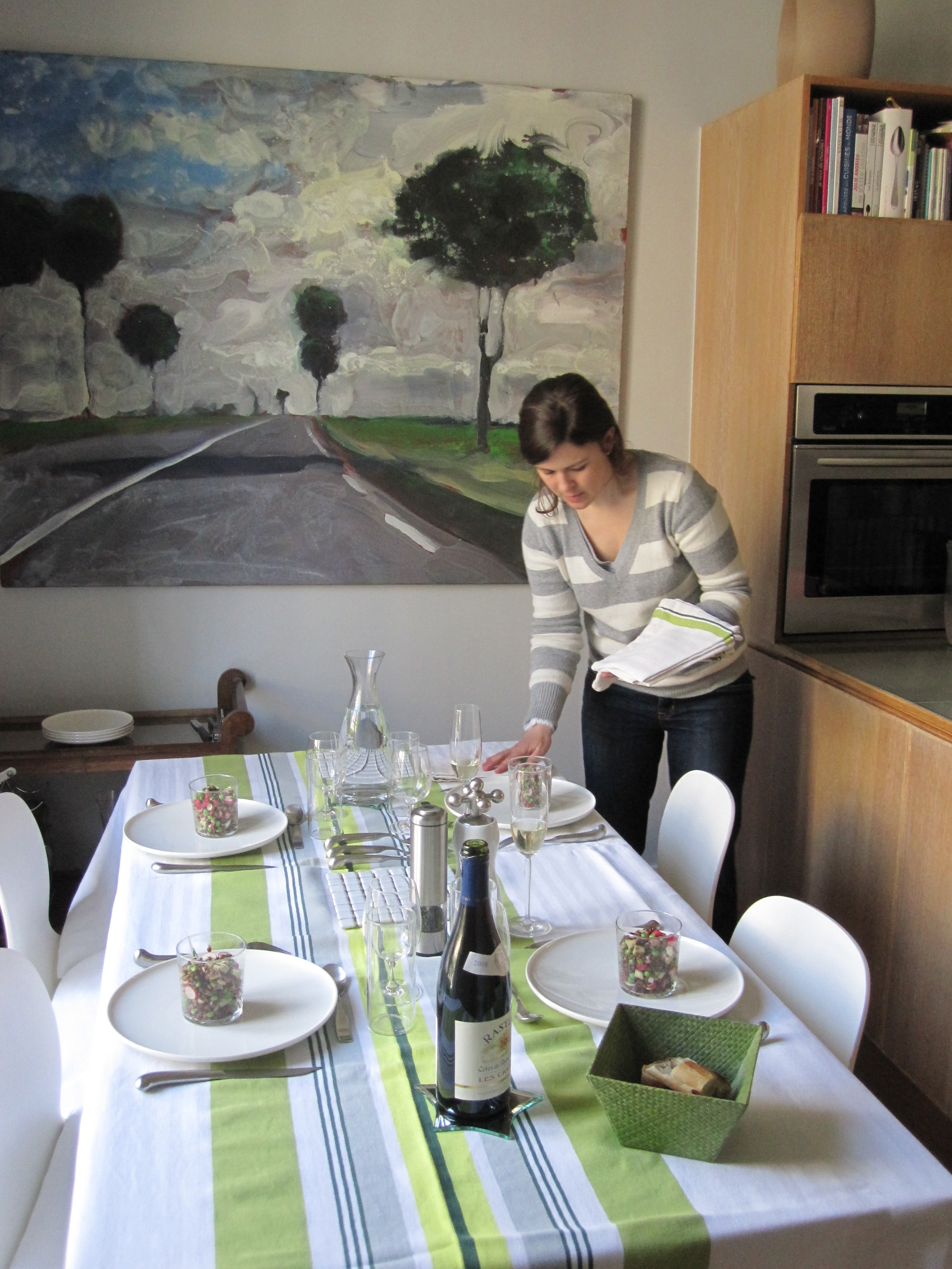 Setting a spring table Succulent Paris style photo - Karen Anderson