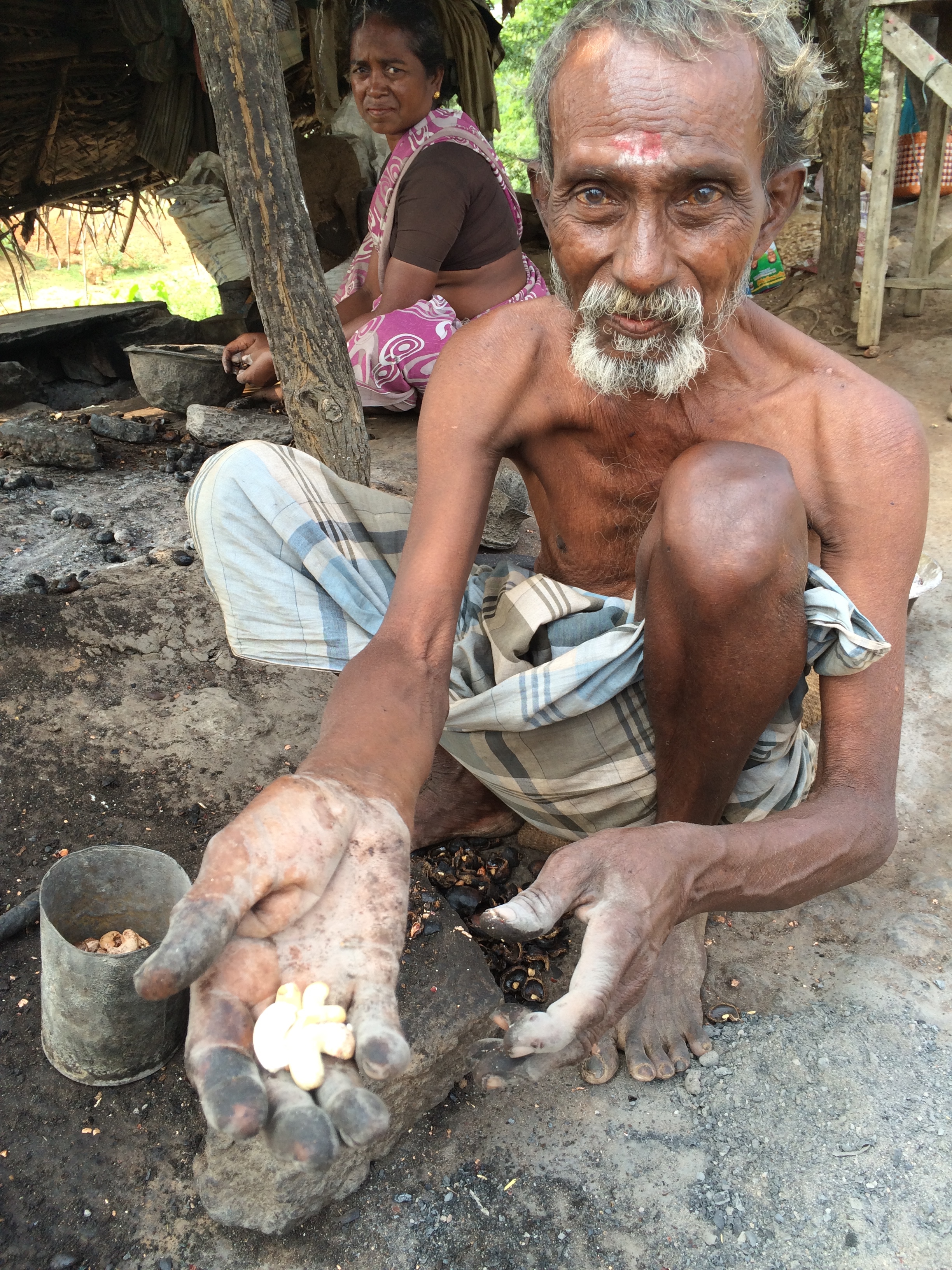 cashew roaster - photo - Karen Anderson