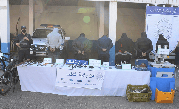 الإطاحة بعصابة زرعت الرعب في أوساط المواطنين بالشلف