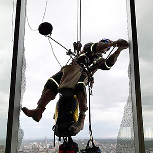 Contact Access Solutions Scaffolding - Creative Sunset Illustration - Desktop