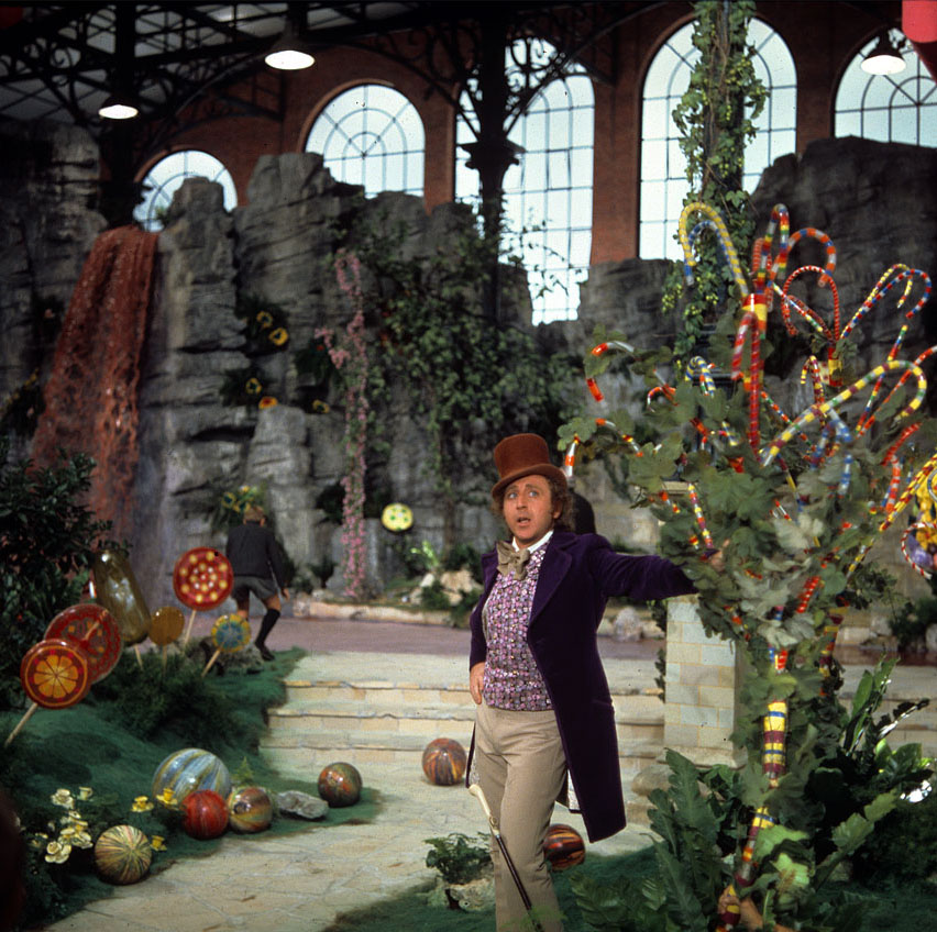 Il costume di Willy Wonka fu battuto all’asta per 74.000 dollari, nel 2012.