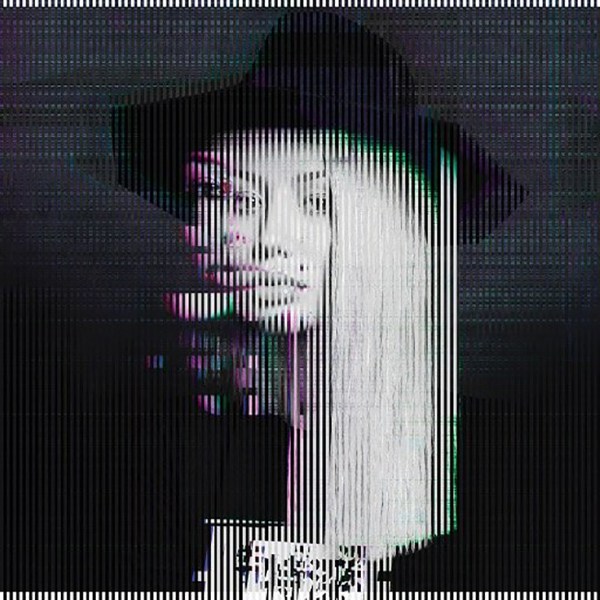 Iggy Azalea «Digital Distortion» entro il mese di gennaio