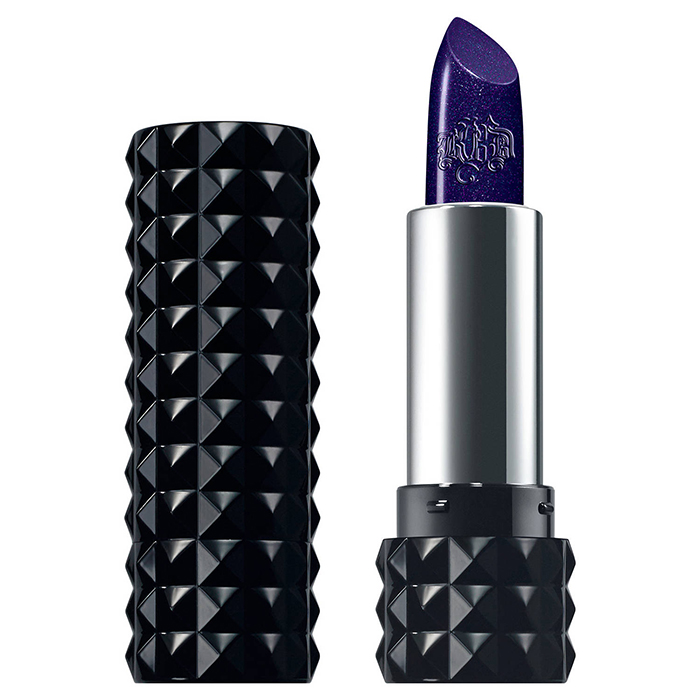 KAT VON D Studded Kiss Lipstick in Poe - Blu marino €19,90