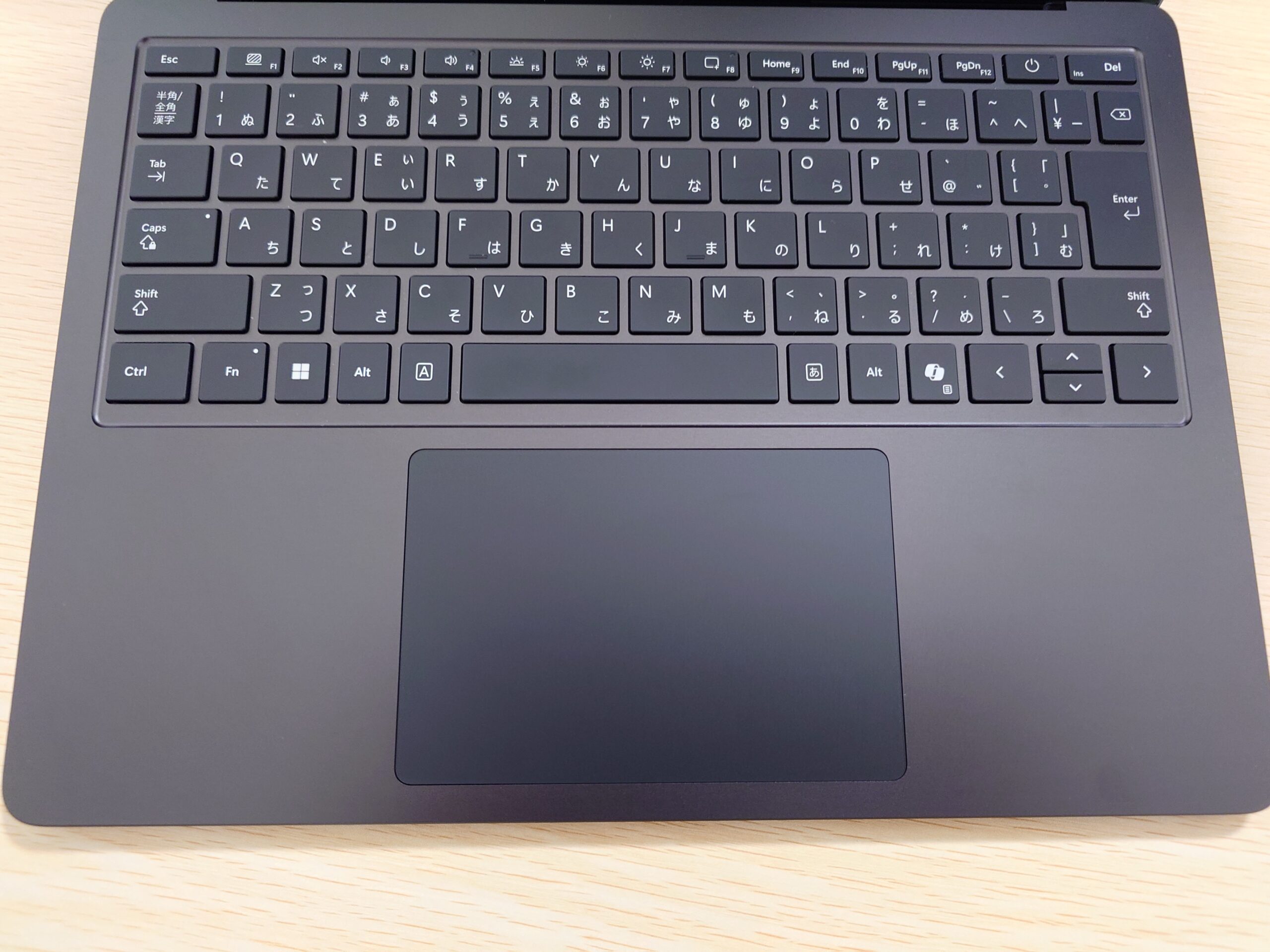 Review] Surface Laptop for Business 13.8 インチ 8th Edition Snapdragon