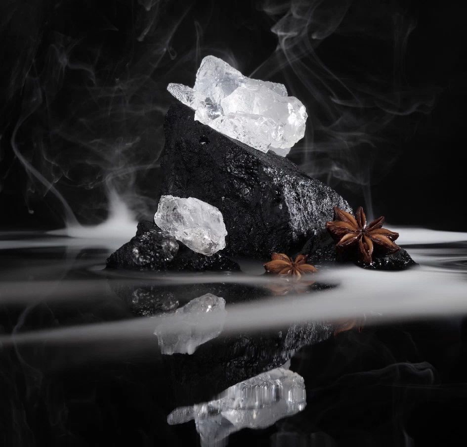 VELVET CRYSTAL SMOKE (2026) &bull; DOLCE & GABBANA, ScentAdvice