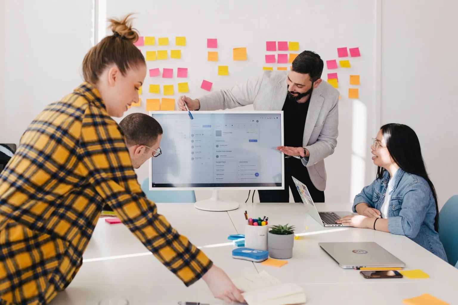 9 Professional Development Topics for Teachers to Grow as Educators