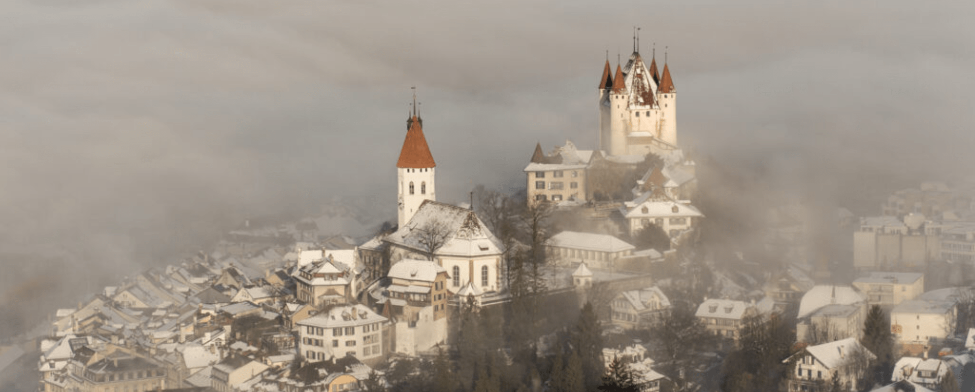 Thun Castle in winter
