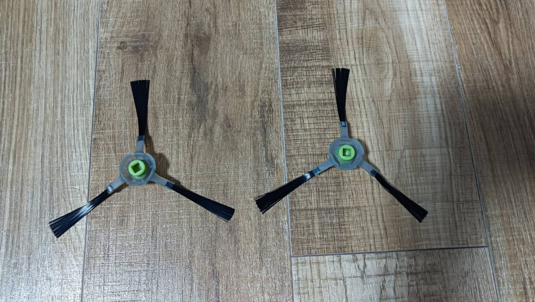 APOSEN A550　ロボット掃除機 安い！1万円のロボット掃除機。APOSEN A550レビュー - 一応理系男子