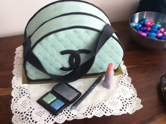 Wat wil je cadeau?... Een Chaneltas