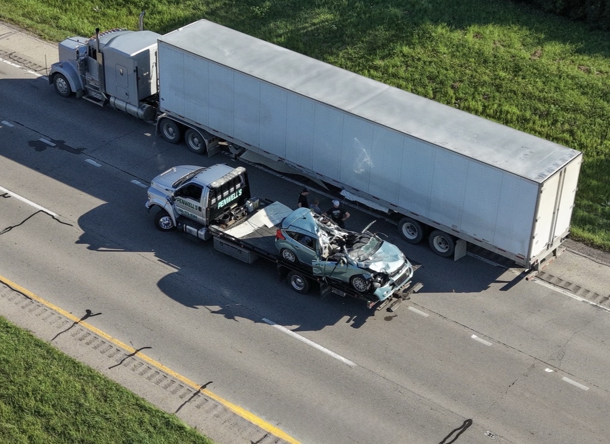 Serious crash closes highway in Ross County
