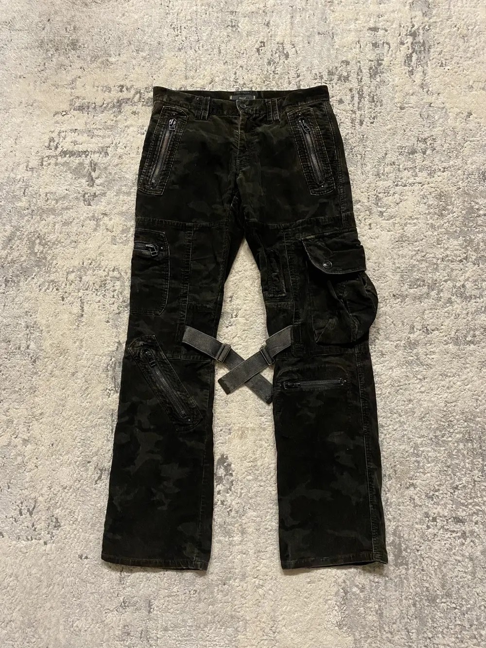 Halb - Camo Bondage Cargo Pants 32x34