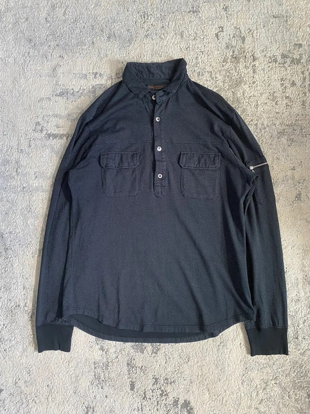 Undercover - Zipper Sleeve Quarter Button Shirt 20x28