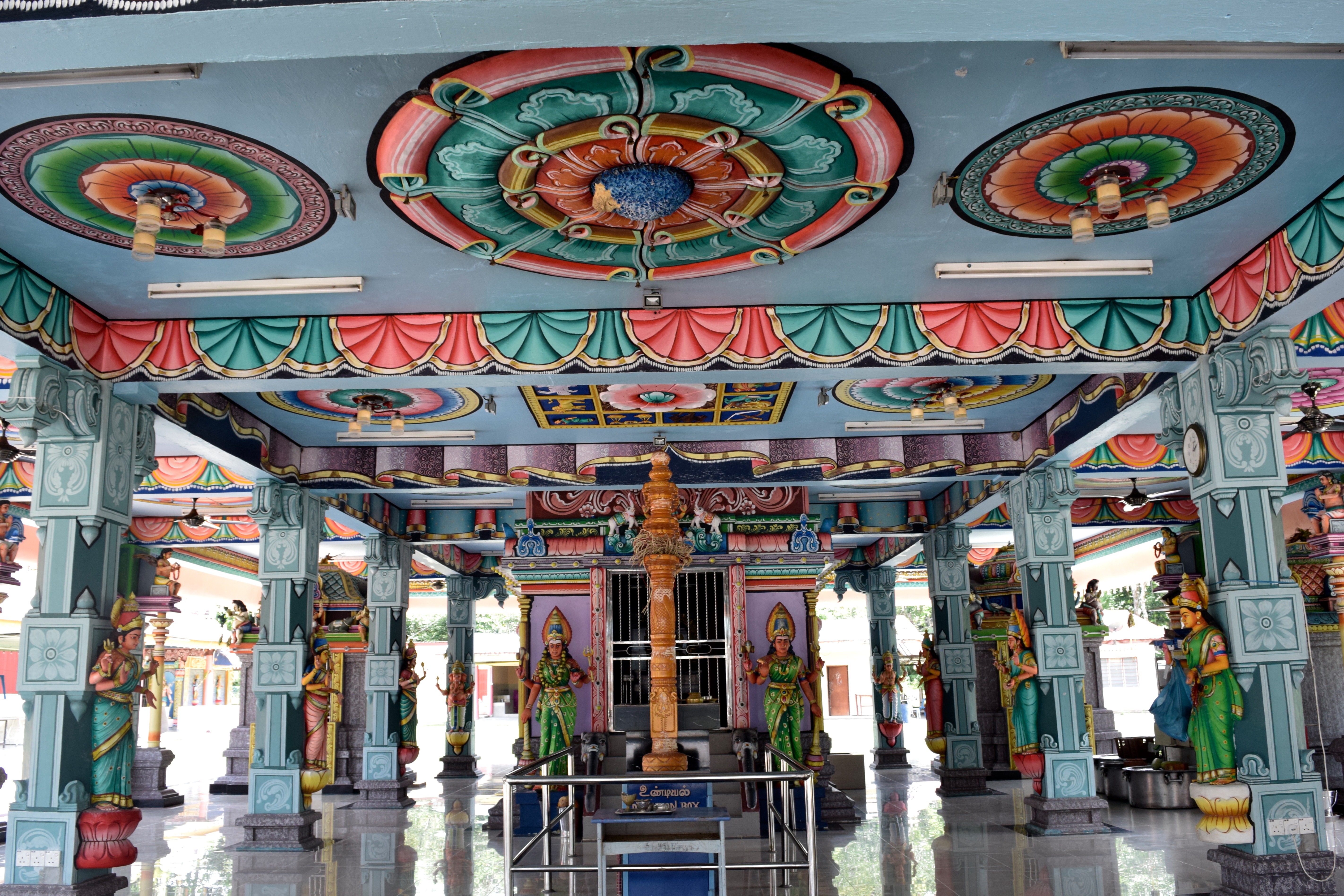 Sri Maha Mariamman Devasthanam Temple