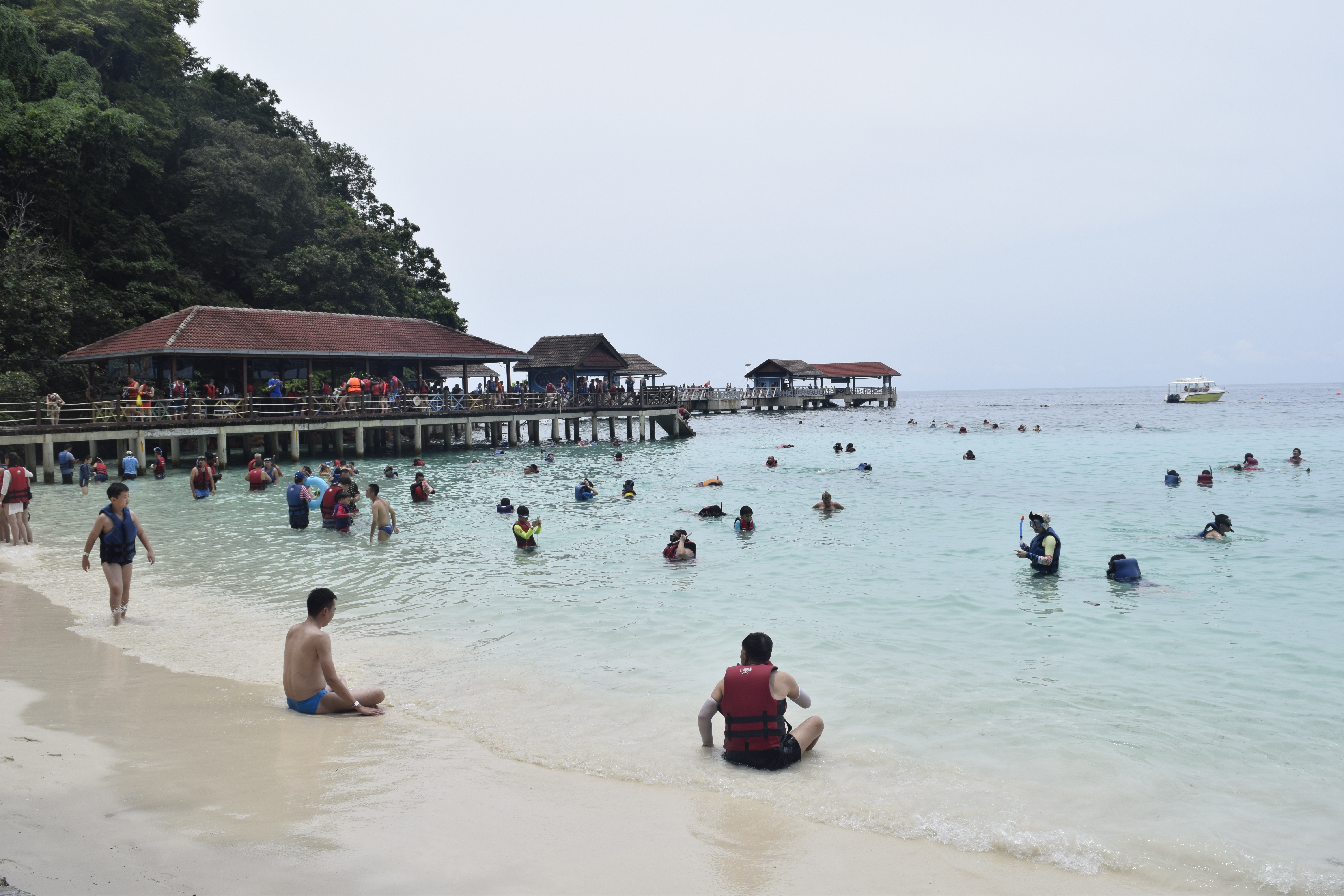 Busy waters (note how many people on the walkway too!)