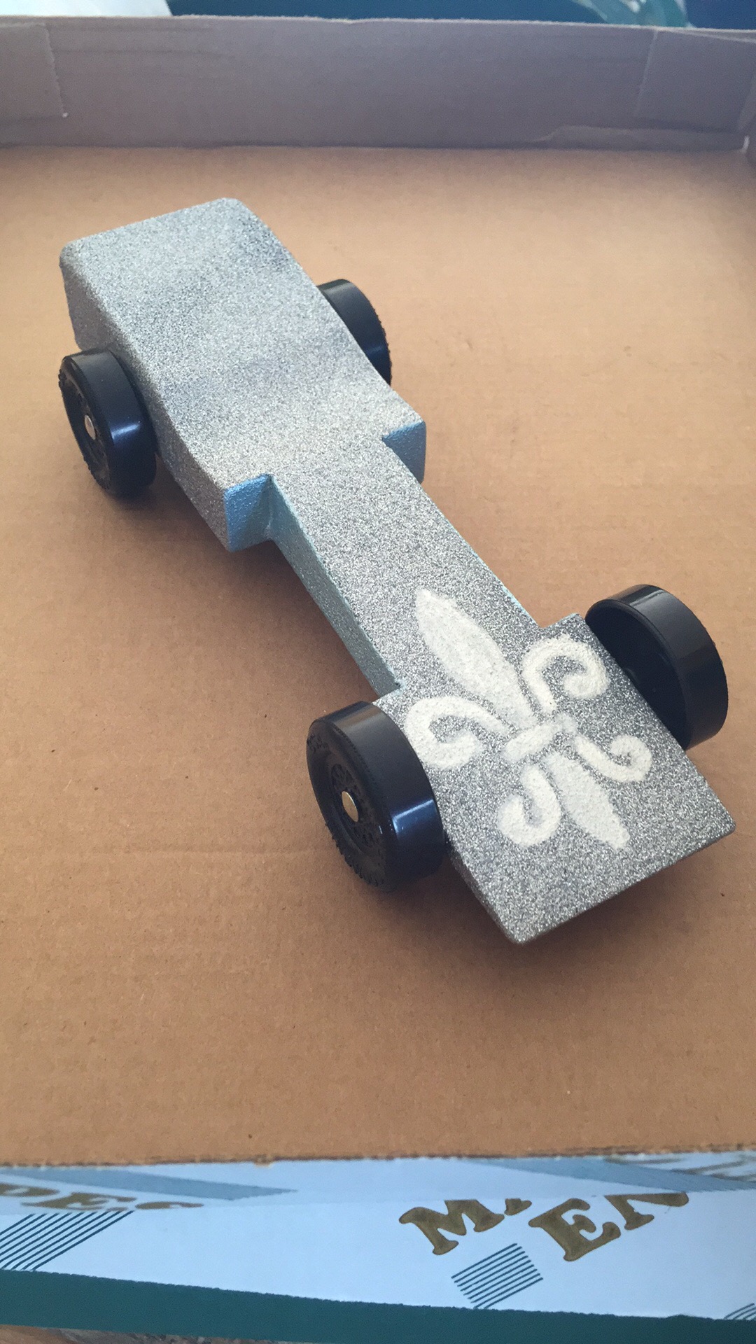 Moms glitter car
