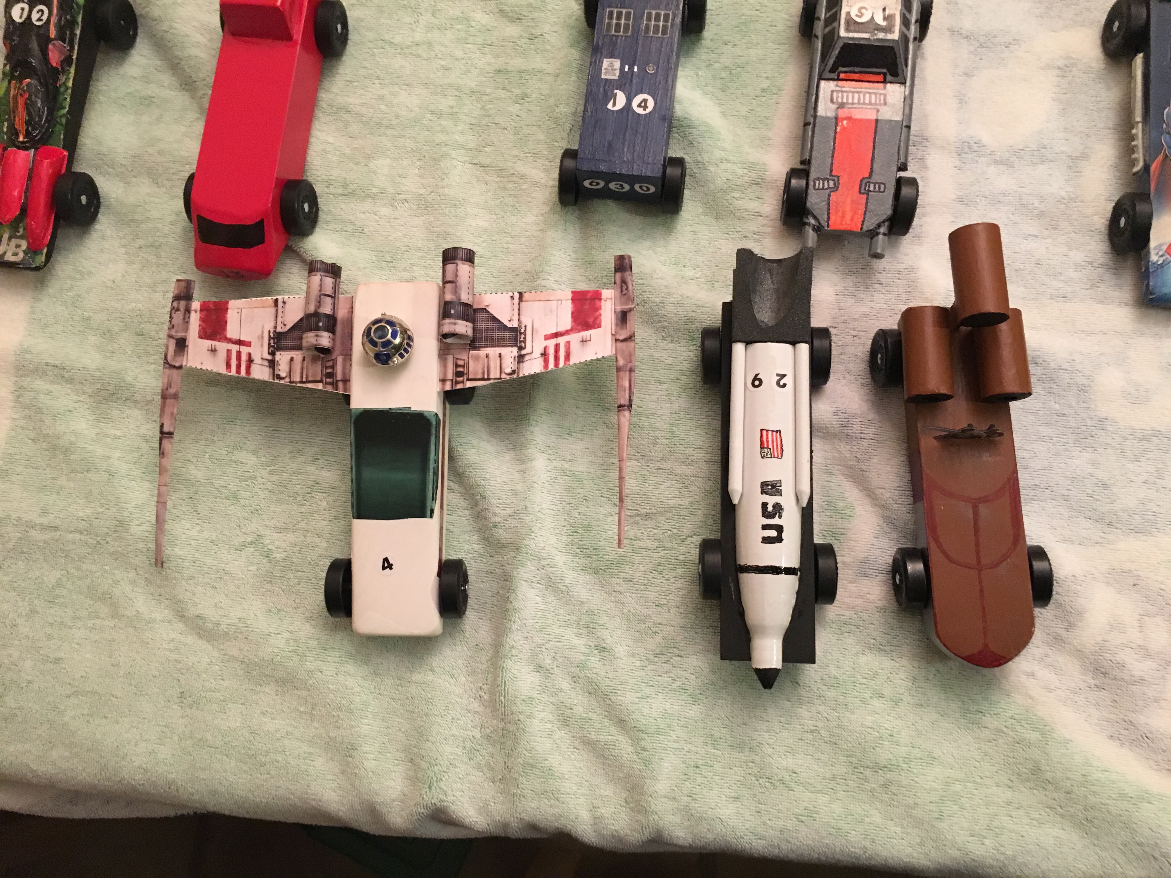 Pack 104 theme winners