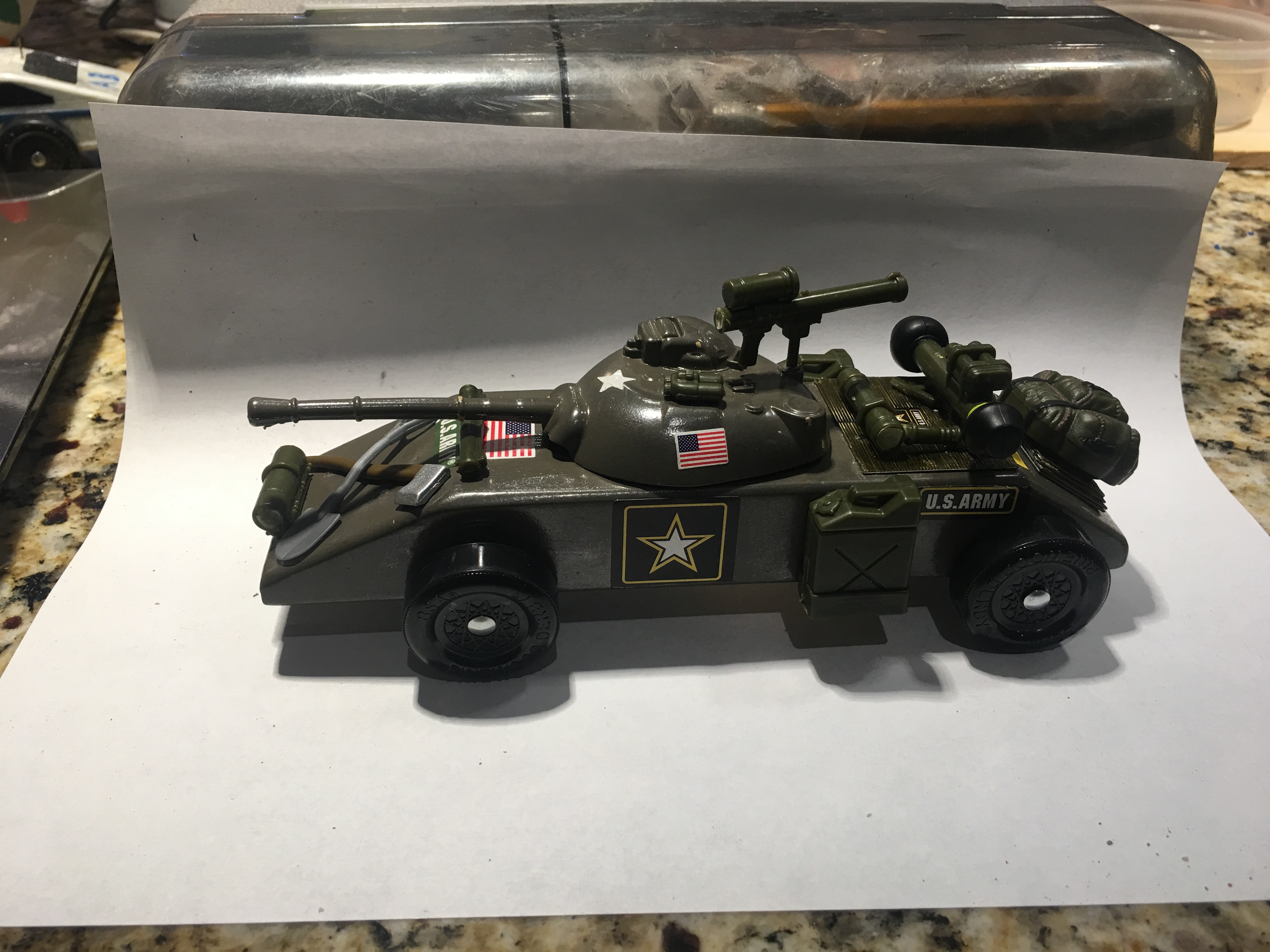 Military Tank pack 246 Mineola NY, Alejandro B.