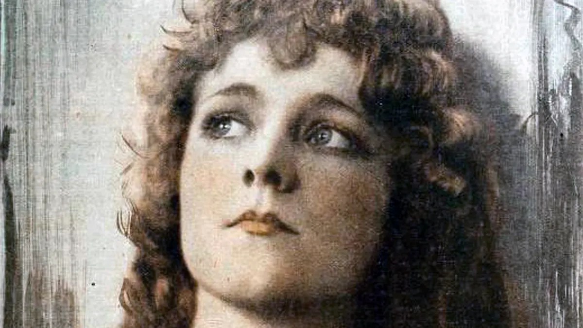 Alice Mann (1899-1986)