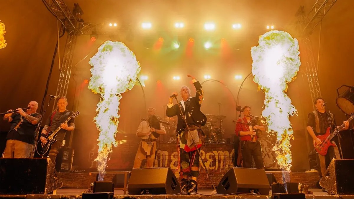 In Extremo — du feu, des cornemuses et du metal