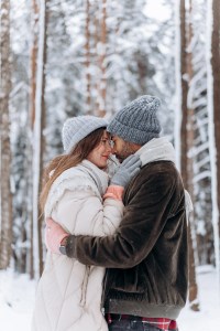 Kissing in the snow