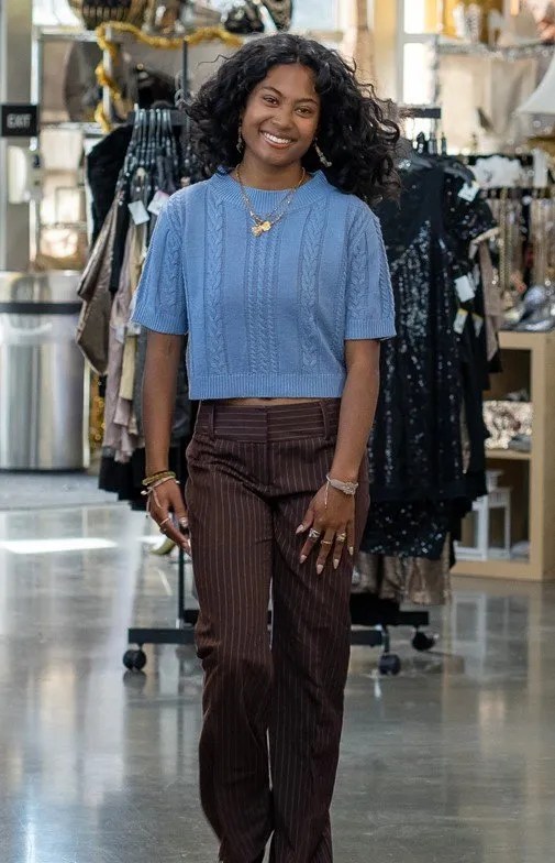 Upgrade your thanksgiving outfit with goodwill!