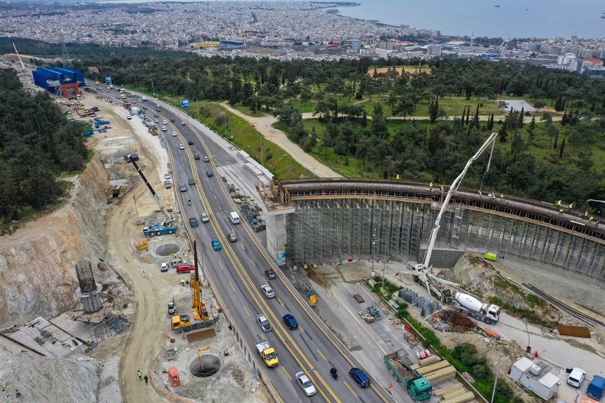 Read more about the article Περιφερειακή Θεσσαλονίκης – Flyover: Επιταχύνεται από ΑΒΑΞ και χρηματοδοτείται με 75 εκ. ευρώ για συμπληρωματικές εργασίες