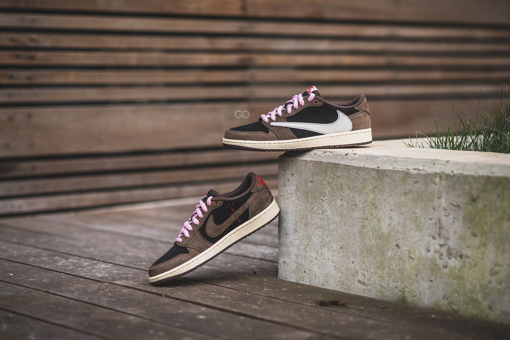 Travis Scott x Air Jordan 1 Low OG SP “Dark Mocha” Review – Sean Go
