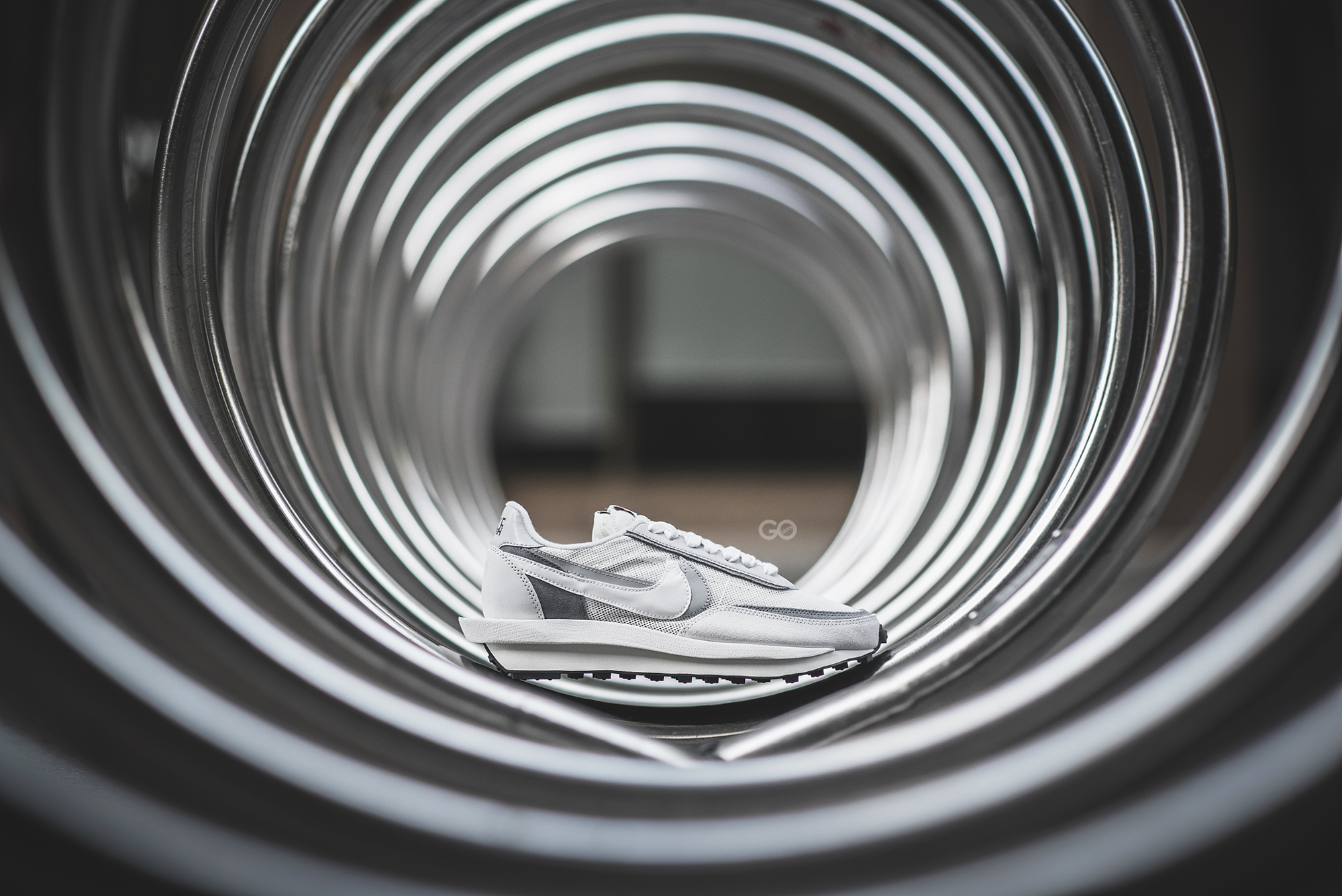 sacai nike summit white