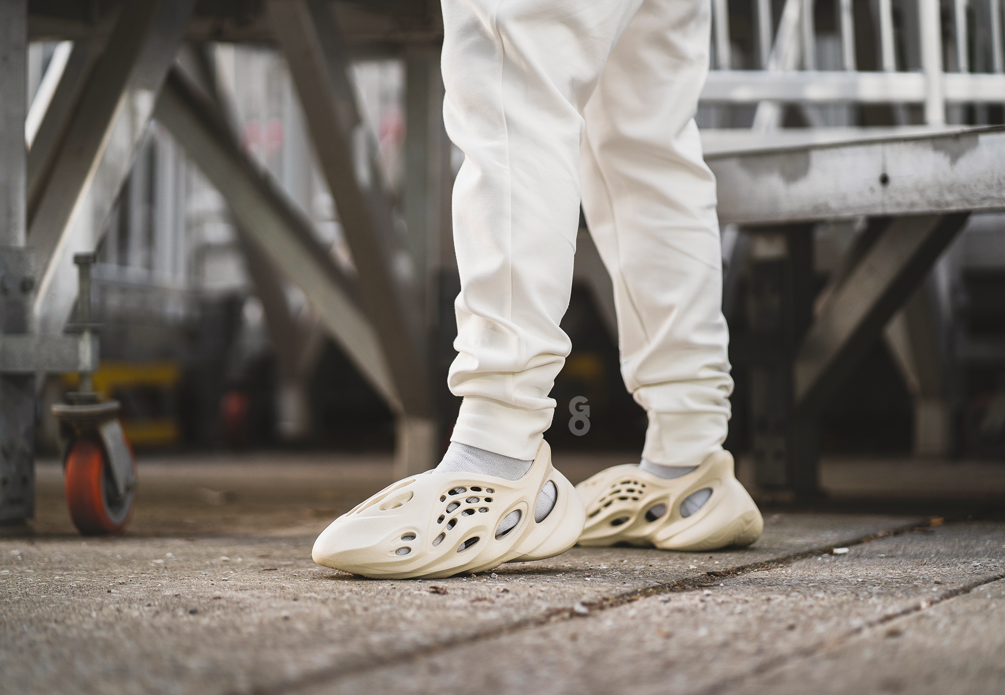 Sneakers Yeezy Boost Ararat Yeezy Foam Runner Ararat On Feet