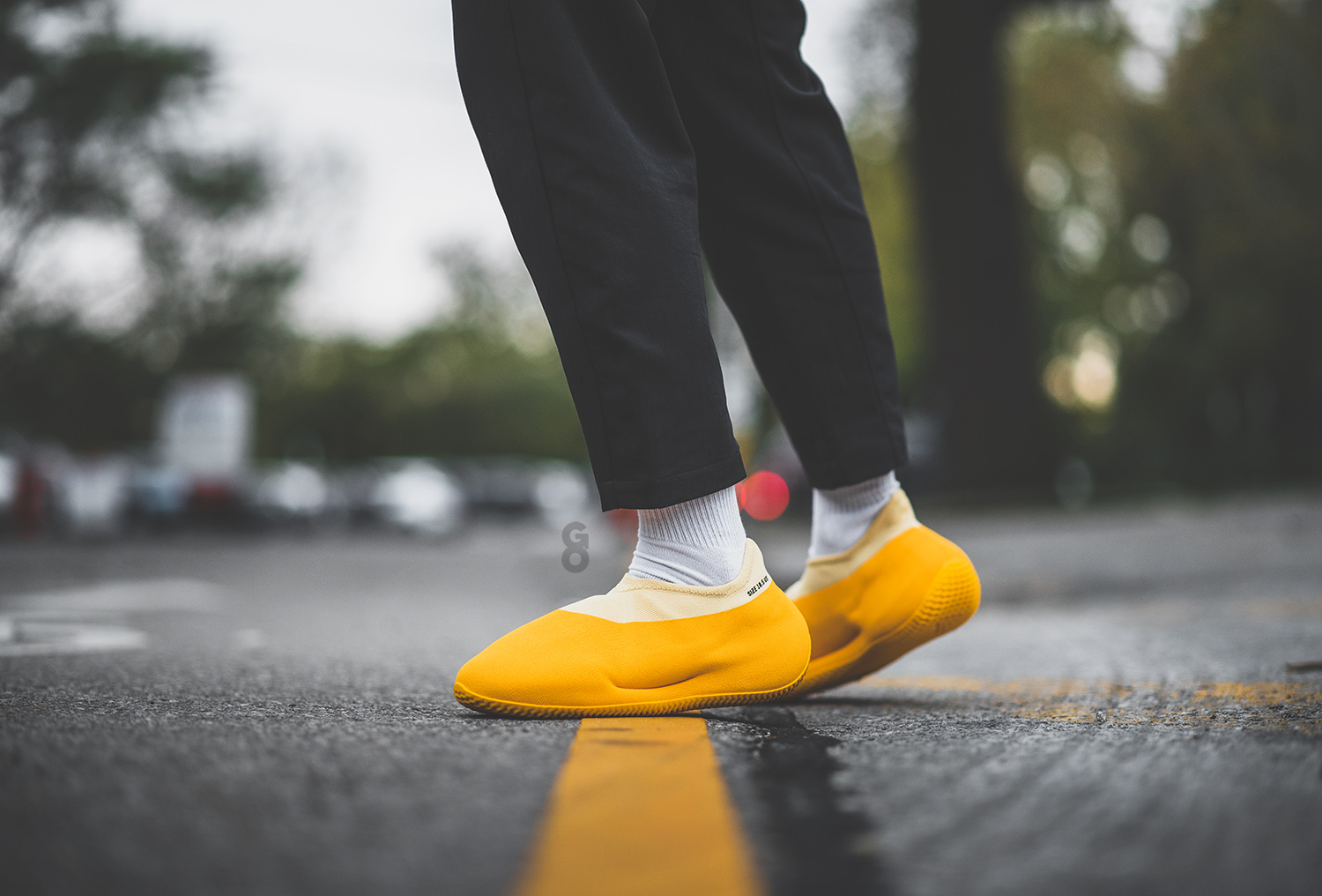 adidas yeezy knit runner