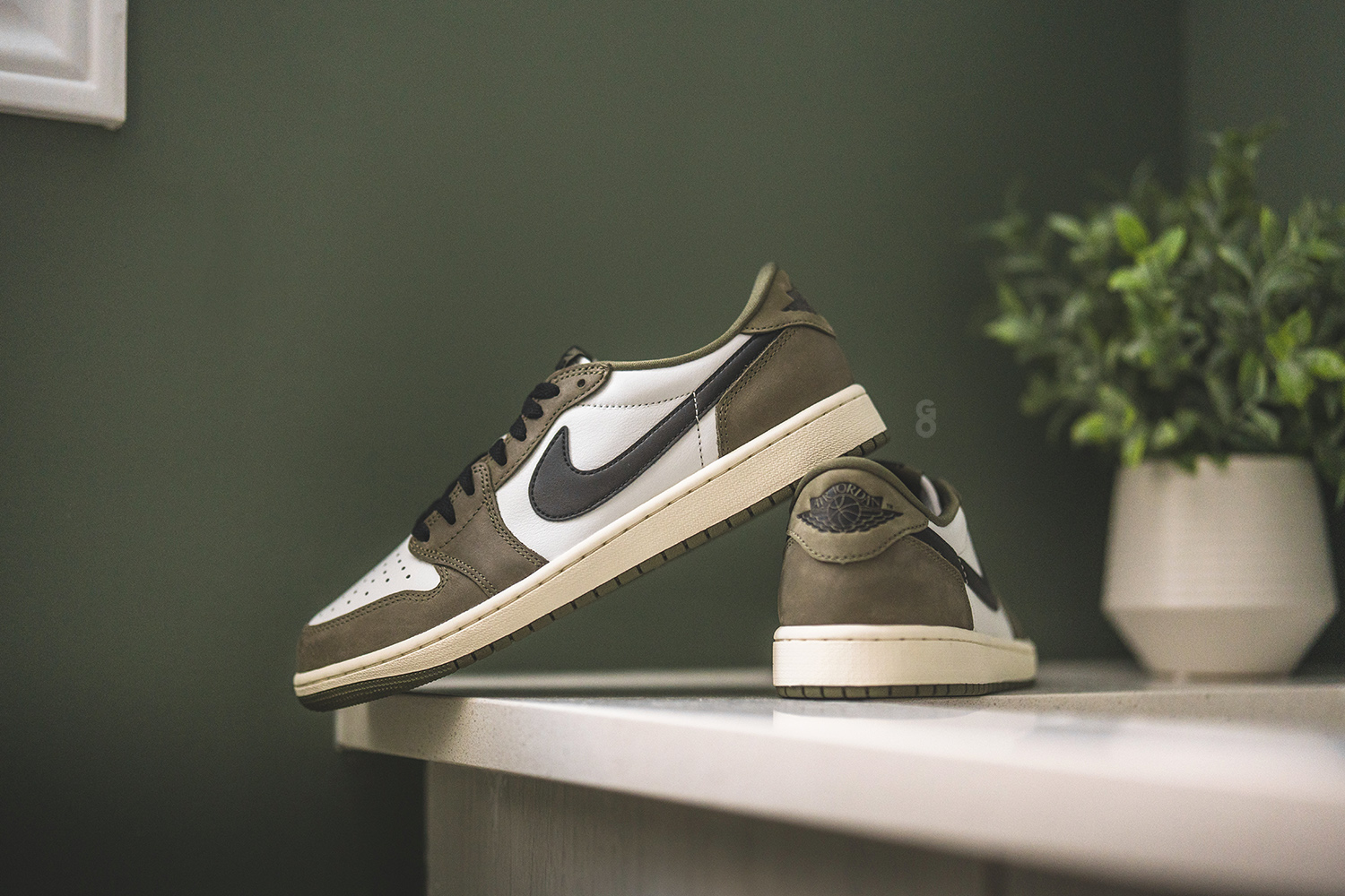 Air Jordan 1 Retro Low OG “Medium Olive” Review – Sean Go
