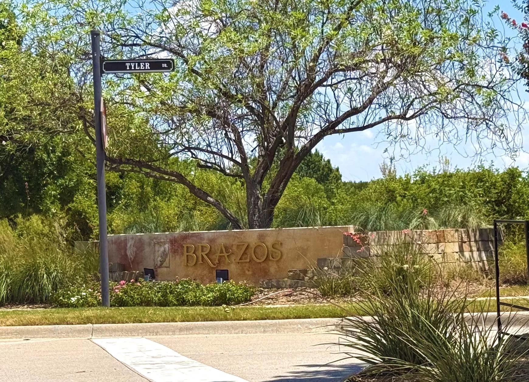 Brazos Lantana community entrance