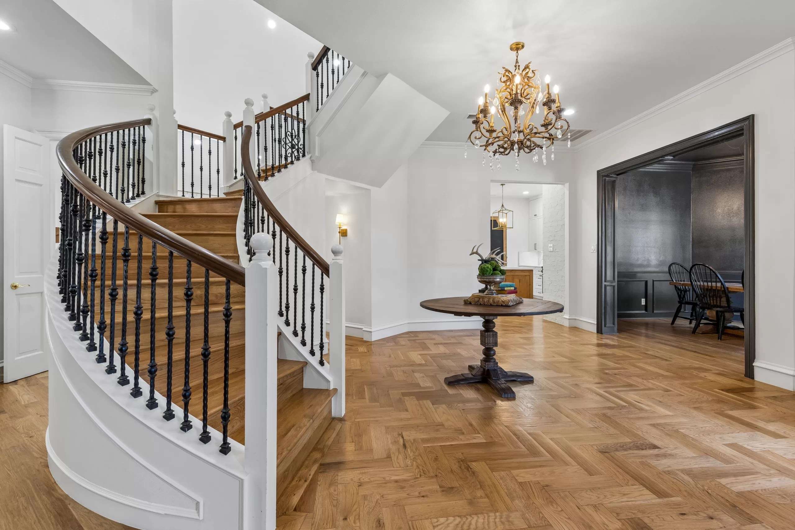 Luxury home foyer in Argyle home sold by Seay Realty Group