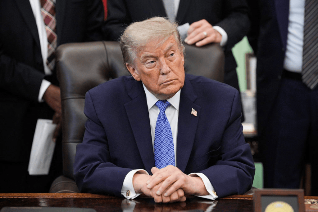 Trump vuelve a llamar al estrecho de Ormuz “nuevo territorio estadounidense” Trump vuelve a llamar al estrecho de Ormuz “nuevo territorio estadounidense”