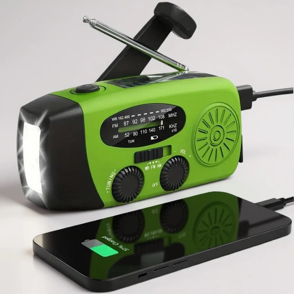 Emergency Hand%E2%80%91Crank Radio with 2000 mAh Power Bank
