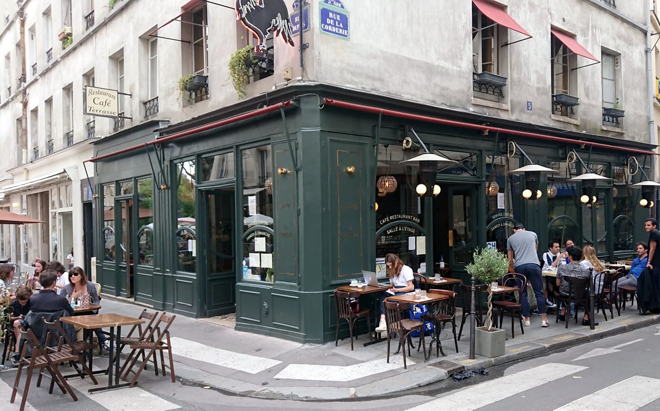 Paris cafe