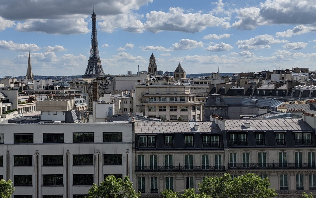 Eiffel skyline