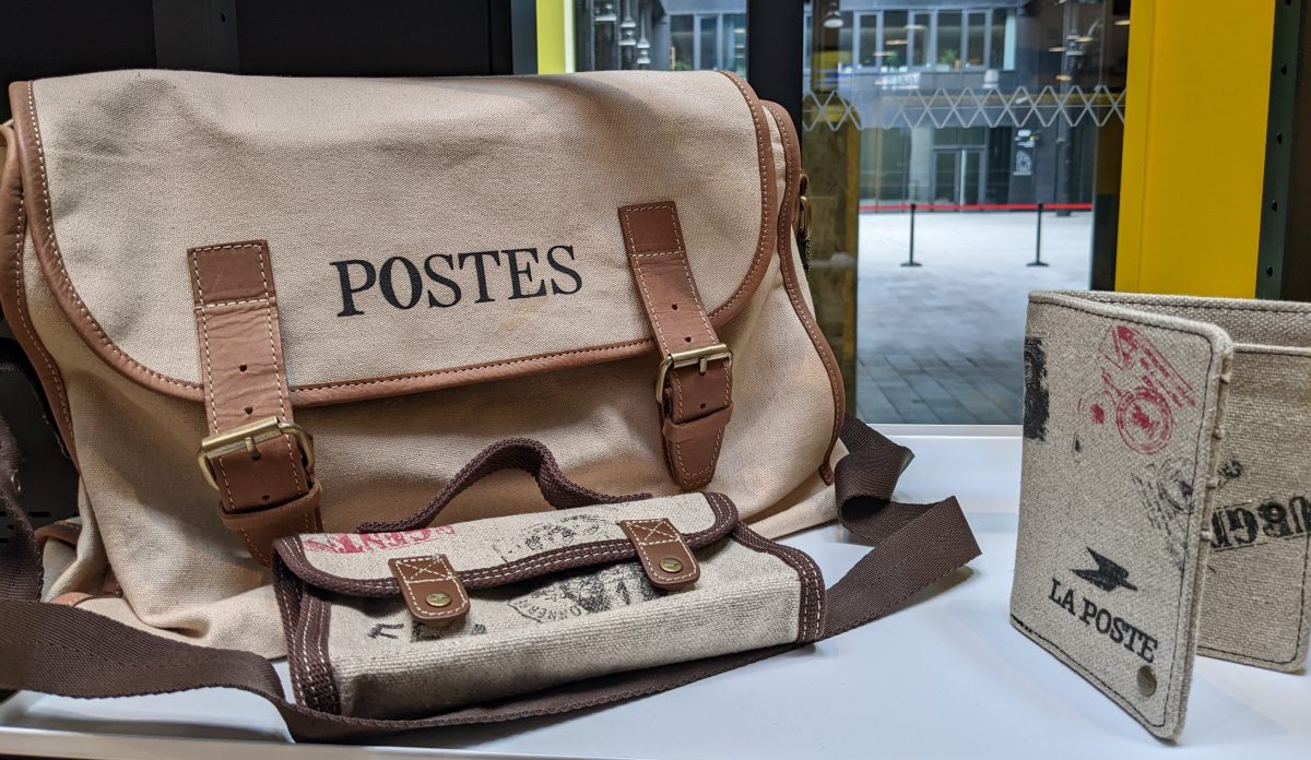 Mail & Shipping ⋆ Secrets of Paris