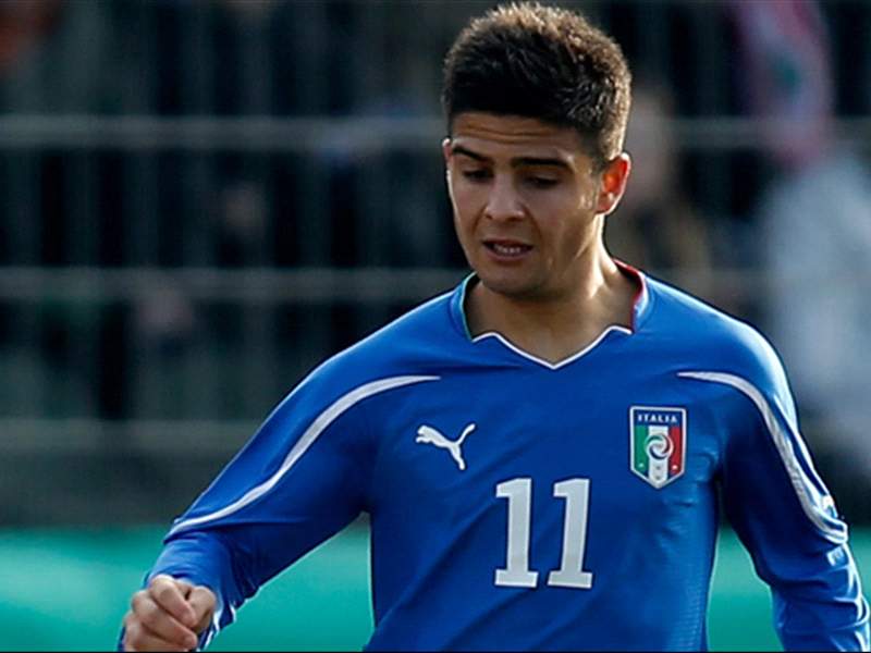 Lorenzo insigne italy national football team s.s.c. Teams From Italy Germany And England Track Napoli Youngster Lorenzo Insigne Agent Goal Com