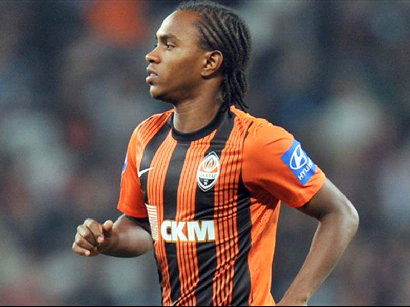 The brazilian joined the gunners after completing a free transfer from london rivals chelsea in the summer of 2020. Santos Shakhtar S Willian Bound For Chelsea Goal Com