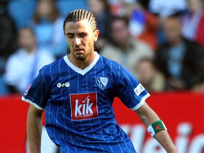 435 Anthar Yahia Photos And Premium High Res Pictures Getty Images Match Attax Signed Anthar Yahia Vfl Bochum New Sports Memorabilia More Sports Memorabilia Other Sports Memorabilia eBay.