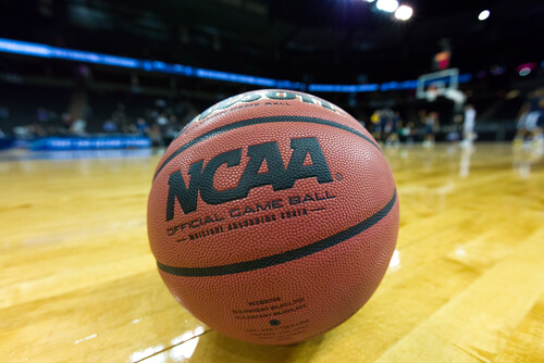 With ncaa march madness live, you can watch every game of the 2022 ncaa division i men's basketball championship live from almost any device! How To Watch Ncaa March Madness Final Completely Live And Completely Online In 2021
