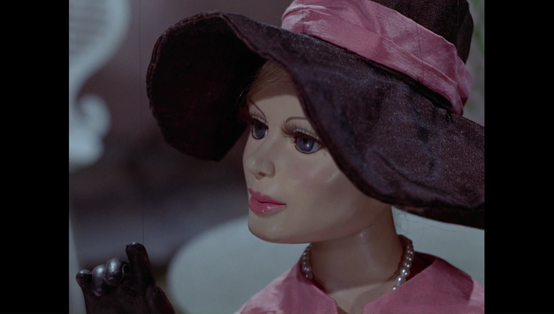 theperilsofpenelope00011