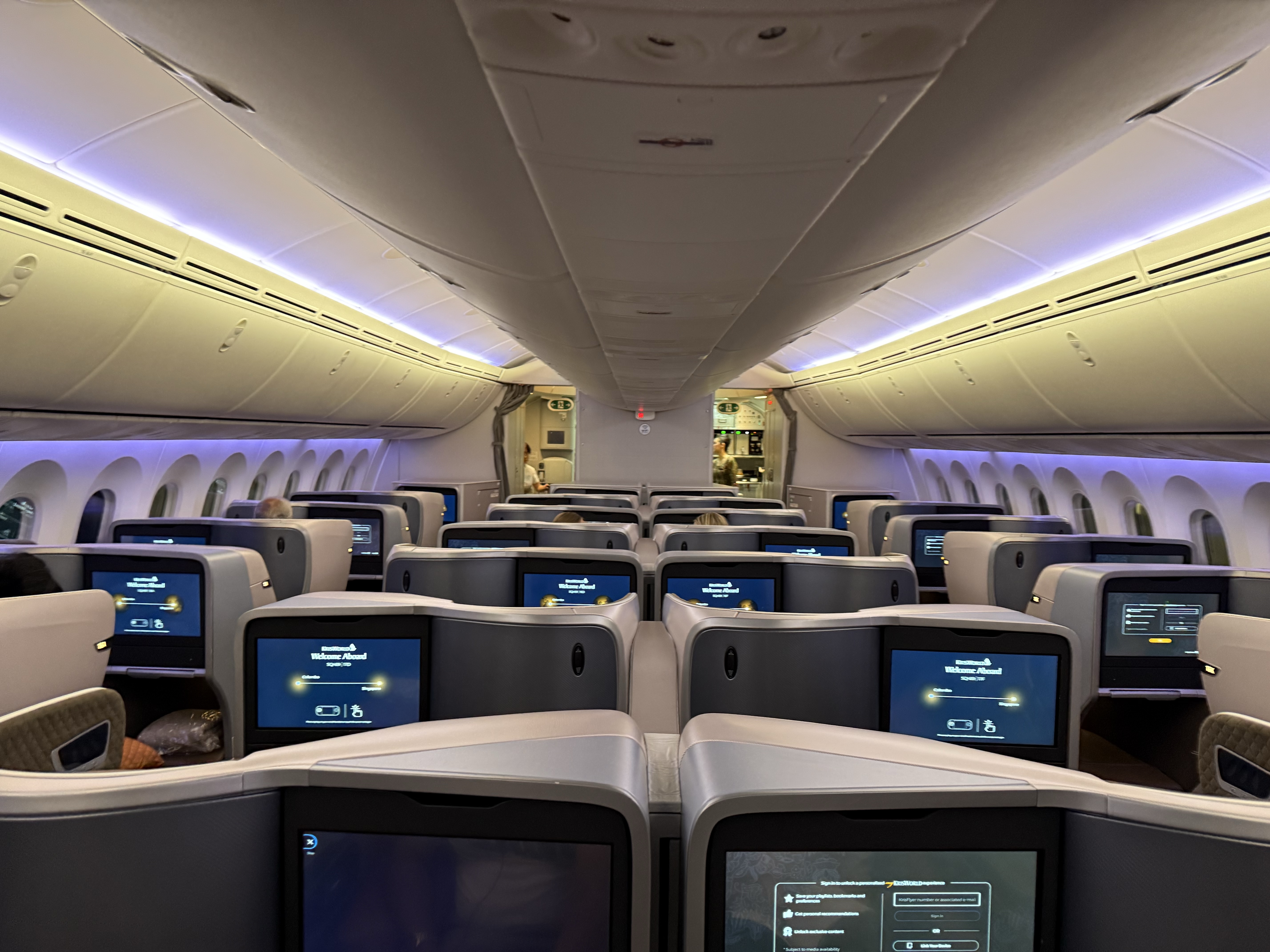 Big 30: Singapore Airlines SQ469 787 Colombo to Singapore Business