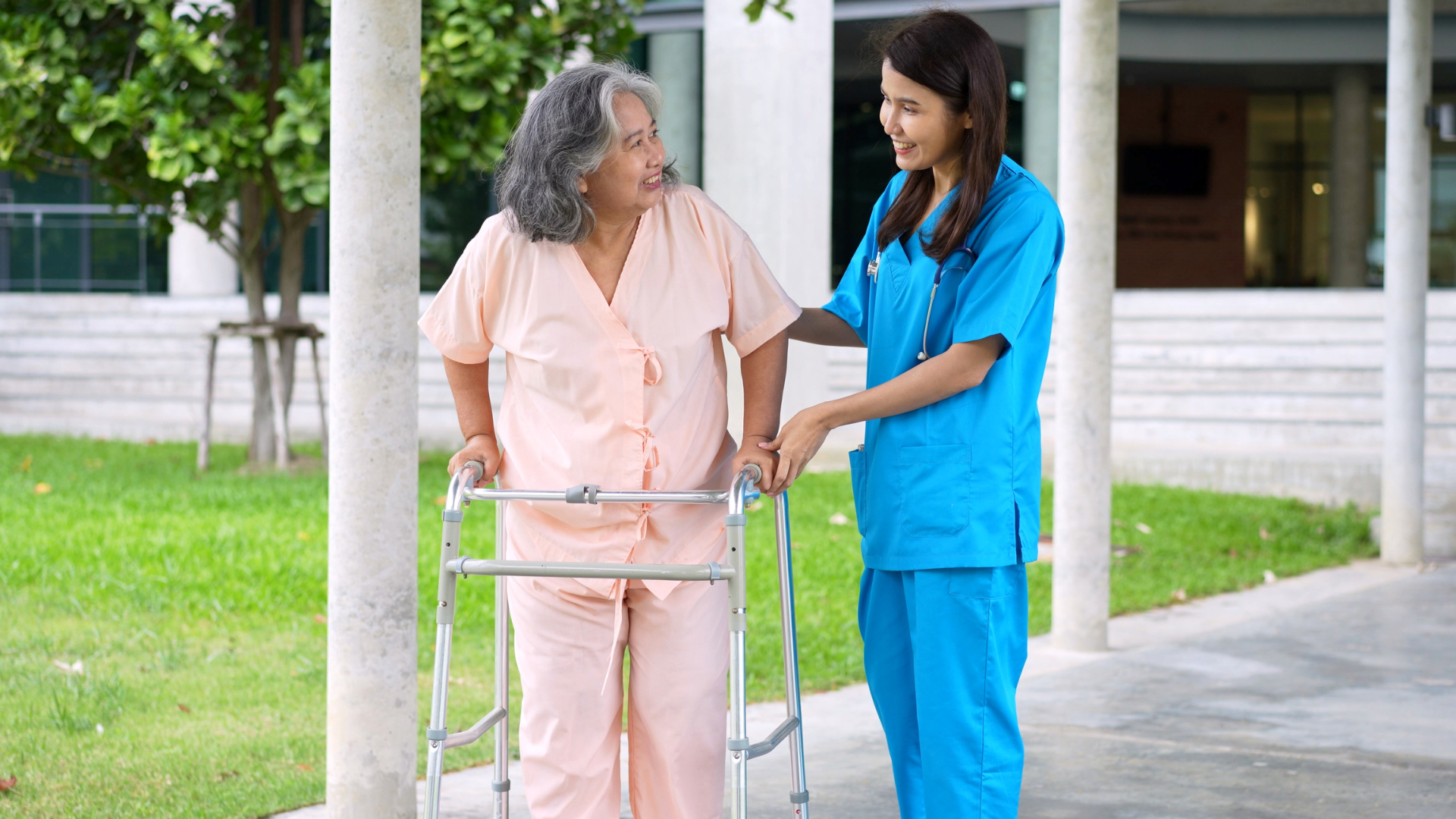 熱門課程推薦丨Aging Care and Individual Support老年看護