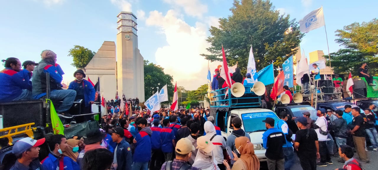 Jan 09, 2022 · the final of umk 2022 is set to take place on february 26. Terkait Demo Buruh Disnakertrans Banten Sebut Umk 2022 Memungkinkan Direvisi Selatsunda
