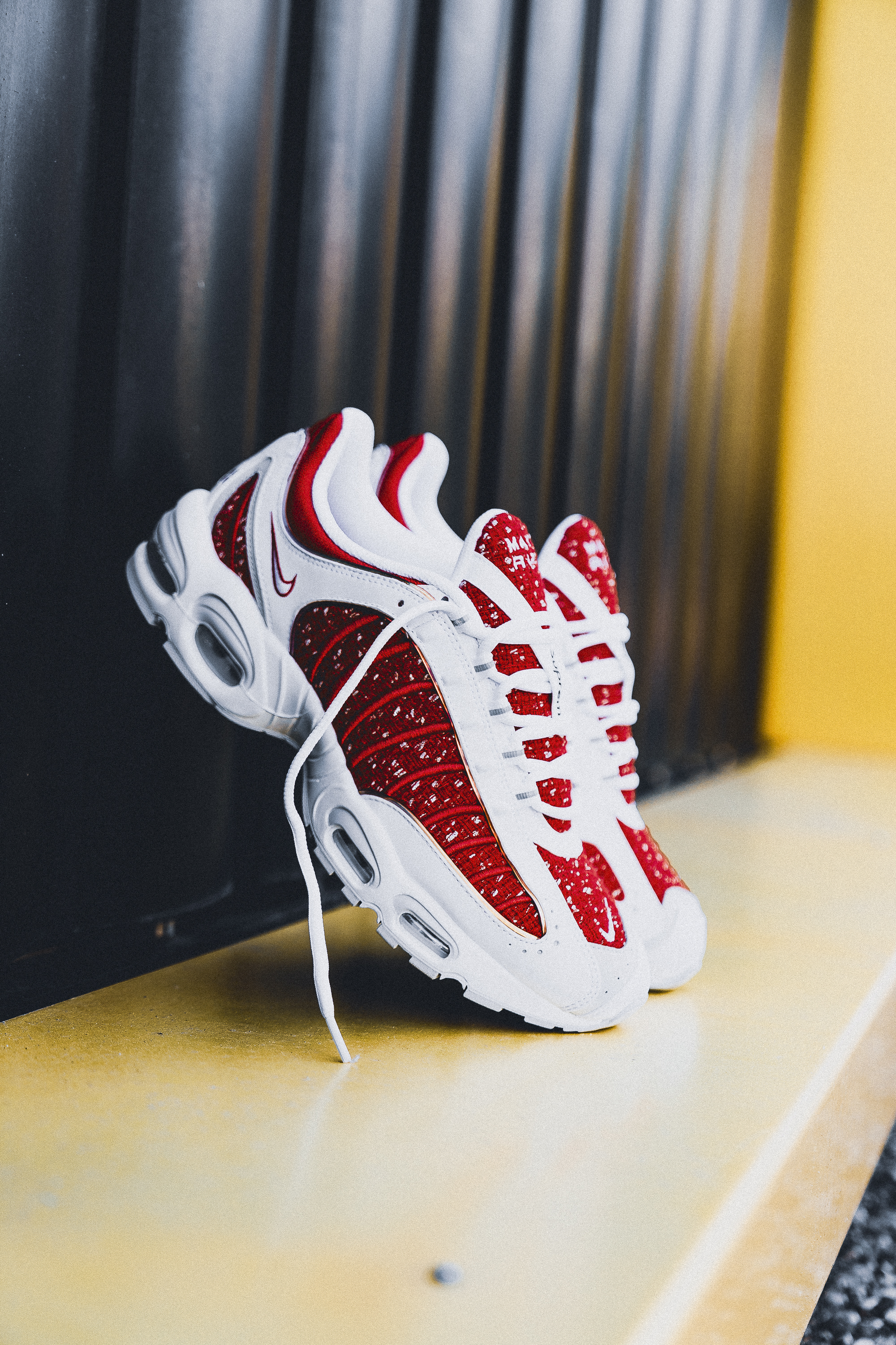 supreme tailwind red